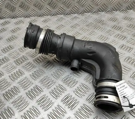 Ford Focus Air intake duct part CV616C784BH