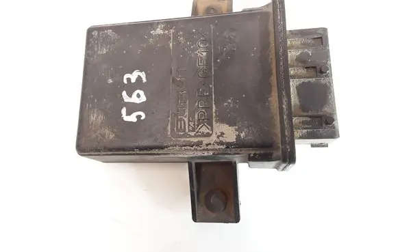 Coolant fan relay