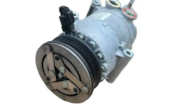 Volvo V40 Air conditioning (A/C) compressor (pump) 31369800 13W092