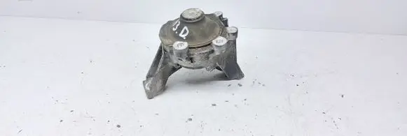 Honda CR-V Engine mount bracket PV090
