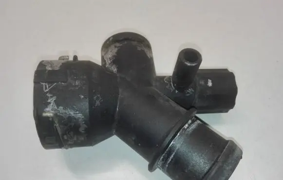 Audi A3 S3 8P Engine coolant pipe/hose 1K0122291K