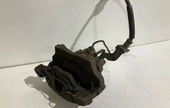 Mercedes-Benz E W211 Front brake caliper