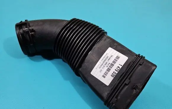 Intercooler hose/pipe