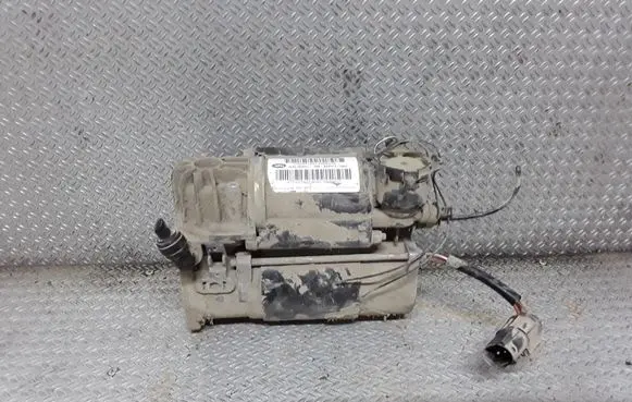 Land Rover Discovery Air suspension compressor/pump RQG100041