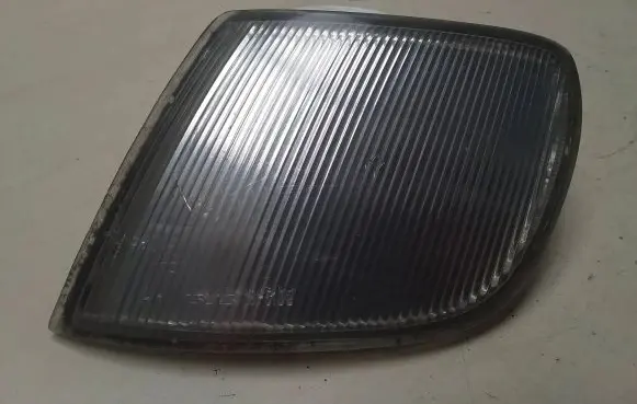 Front indicator light