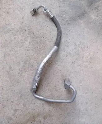 Chrysler Pacifica Air conditioning (A/C) pipe/hose 68227756AC