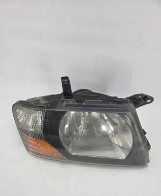 Mitsubishi Pajero Headlight/headlamp E412170
