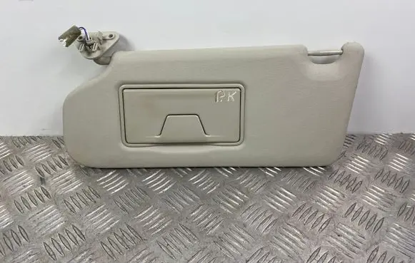Mitsubishi Outlander Sun visor