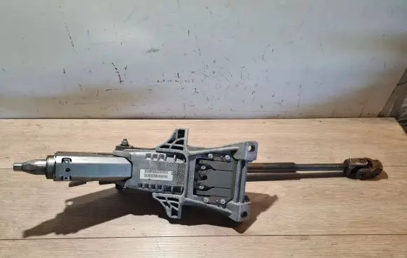 Ford Mondeo MK IV Steering wheel axle 7g9n3c529ee 07100301919