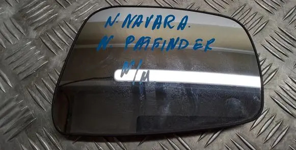 Nissan Pathfinder R51 Wing mirror glass 212834290