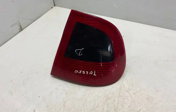 Seat Toledo II (1M) Rear/tail lights 6K5945096