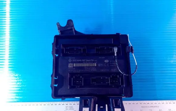 Audi A6 S6 C7 4G Central body control module 4H0907064FN 4H0907064EN