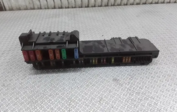 BMW 5 E60 E61 Fuse module 6114695733002