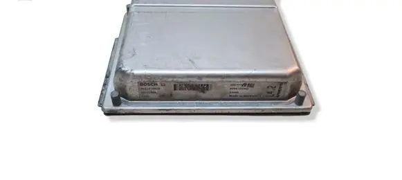 Volvo V70 Engine control unit/module 0281010319