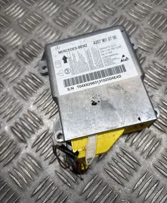 Mercedes-Benz E A207 Airbag control unit/module A2079012700 5WK44774