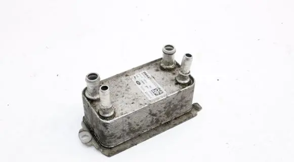 Jaguar XE Engine oil radiator AW837A095AA X6003001