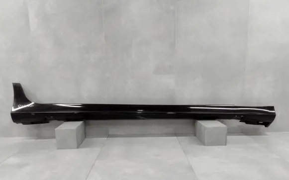 Sill/side skirt trim