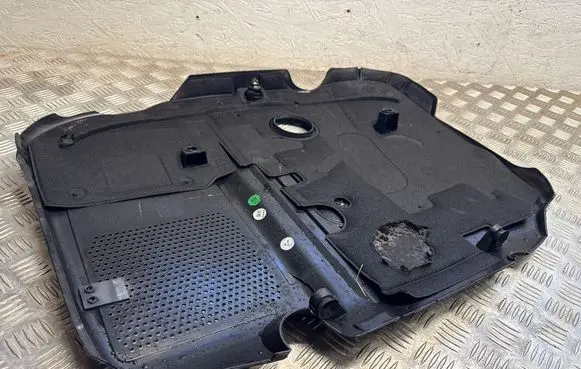 Mercedes-Benz C W204 Engine cover (trim) A6510101467 BBP187801