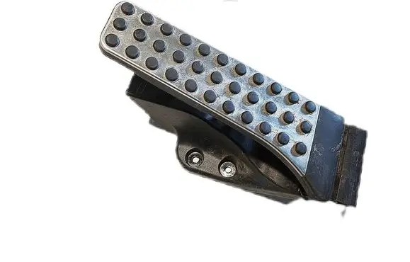 Mercedes-Benz E W212 Accelerator throttle pedal A2053000104