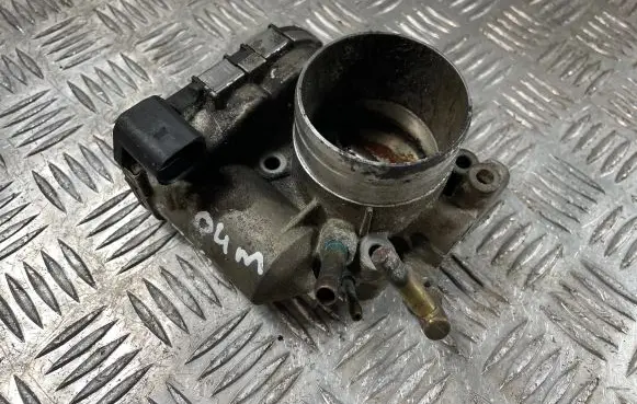 Audi A4 S4 B6 8E 8H Throttle valve 06b133062