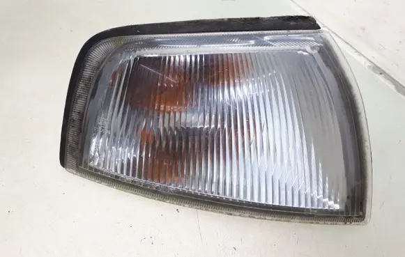 Mitsubishi Colt Front indicator light 21087148