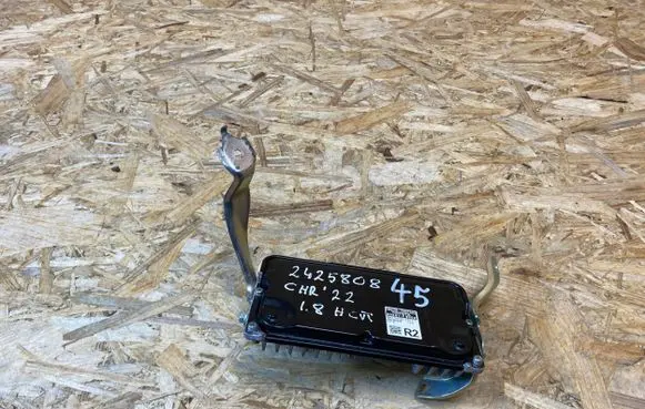 Toyota C-HR I Engine control unit/module 89661F4550