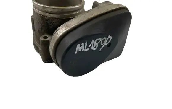 BMW 5 E60 E61 Throttle valve 7502444