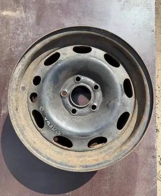 Opel Omega B1 R15 steel rim 2150123