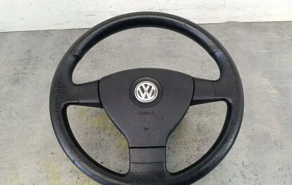 Volkswagen Polo IV 9N3 Steering wheel 