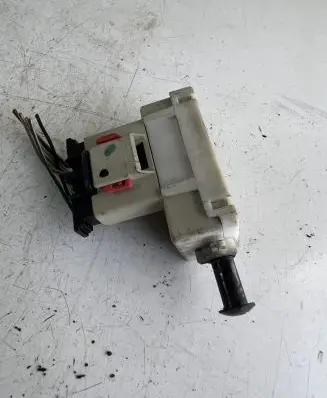 Jeep Cherokee III KJ Brake pedal sensor switch 56045043AG