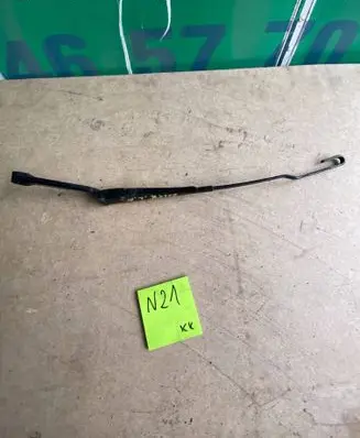 Volkswagen Golf III Front wiper blade arm 1H1955409B