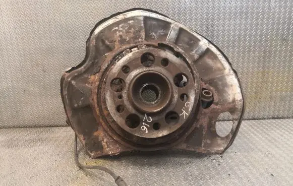 Mercedes-Benz CL C216 Rear wheel hub 2213502108 A2213502108