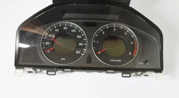 Volvo V70 Speedometer (instrument cluster) 31270905AA