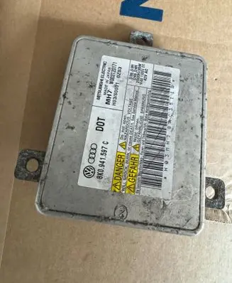 Audi A4 S4 B8 8K Headlight ballast module Xenon 8K0941597C
