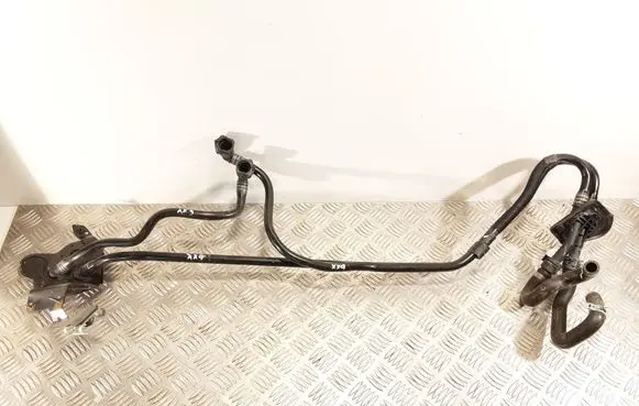 Volvo XC90 Engine coolant pipe/hose 31493033 31368413 31686780
