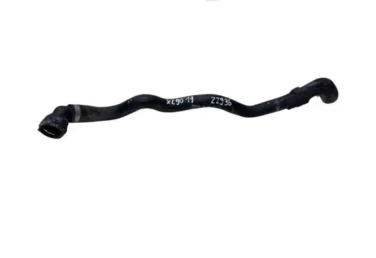 Volvo XC90 Engine coolant pipe/hose 32138626