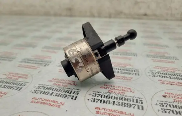 Audi A6 S6 C6 4F Headlight level adjustment motor 16343900