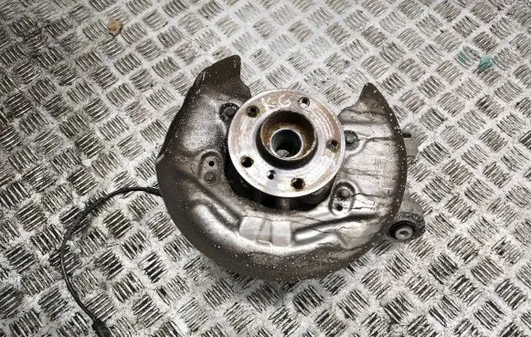 BMW i3 Rear wheel hub