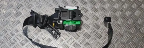 Mercedes-Benz GLC C253 Front seatbelt 3063559