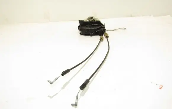 Citroen C-Crosser Front door lock