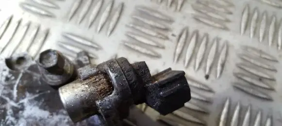 Toyota RAV 4 (XA20) Crankshaft position sensor