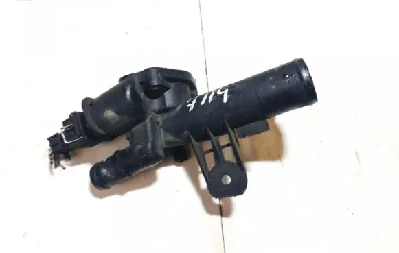 Nissan Almera N16 Engine coolant pipe/hose