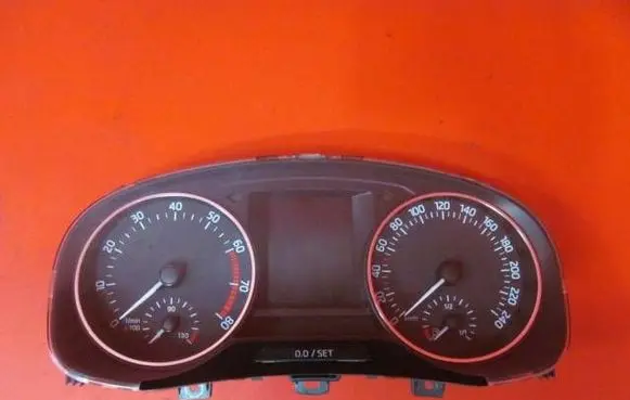Skoda Rapid (NH) Speedometer (instrument cluster) 5JA920740
