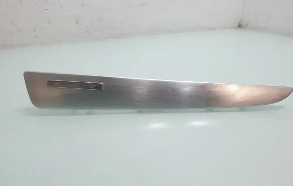 Audi Q5 SQ5 Dashboard glove box trim 8R1853190