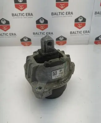 BMW 6 F12 F13 Engine mount bracket 6777371 68623513 2036040