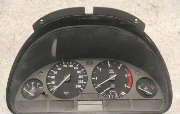 BMW 5 E39 Speedometer (instrument cluster) 62118381198 1100087354