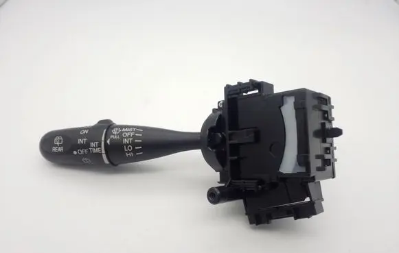 Suzuki Grand Vitara II Wiper control stalk 8722X