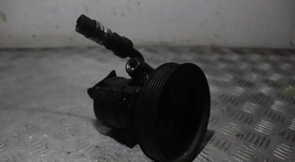 Alfa Romeo GT Power steering pump 55183805