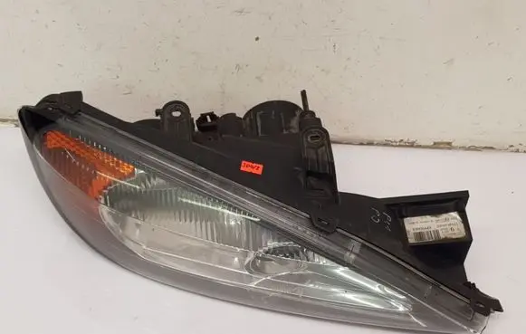 Nissan Primera Headlight/headlamp 260109F611 89006449 73772466