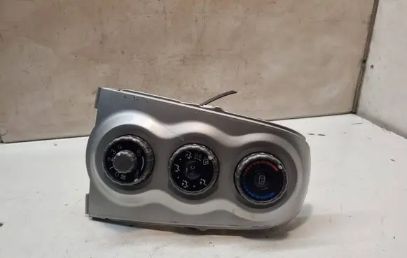 Toyota Yaris Climate control unit 554060D190